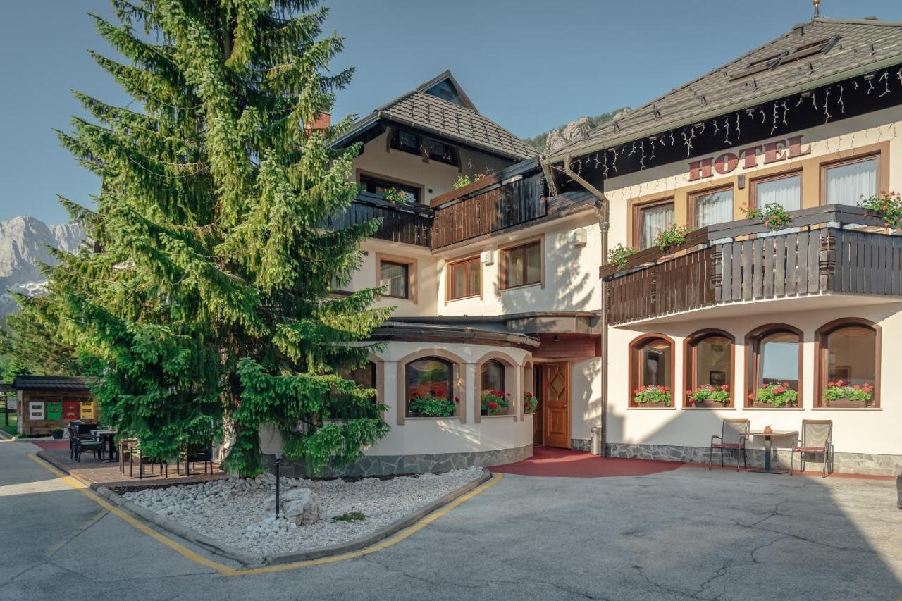 Garni Hotel Miklic Kranjska Gora Exteriör bild