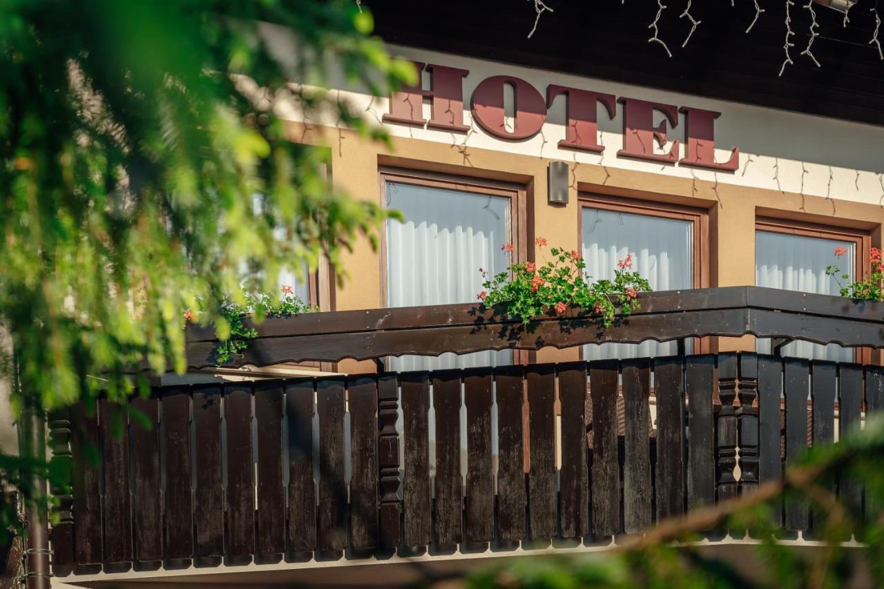 Garni Hotel Miklic Kranjska Gora Exteriör bild