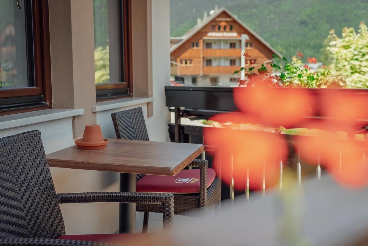 Garni Hotel Miklic Kranjska Gora Exteriör bild