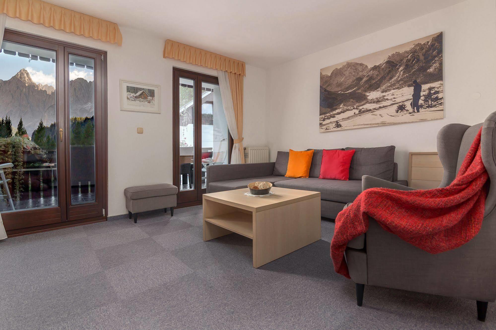 Garni Hotel Miklic Kranjska Gora Exteriör bild