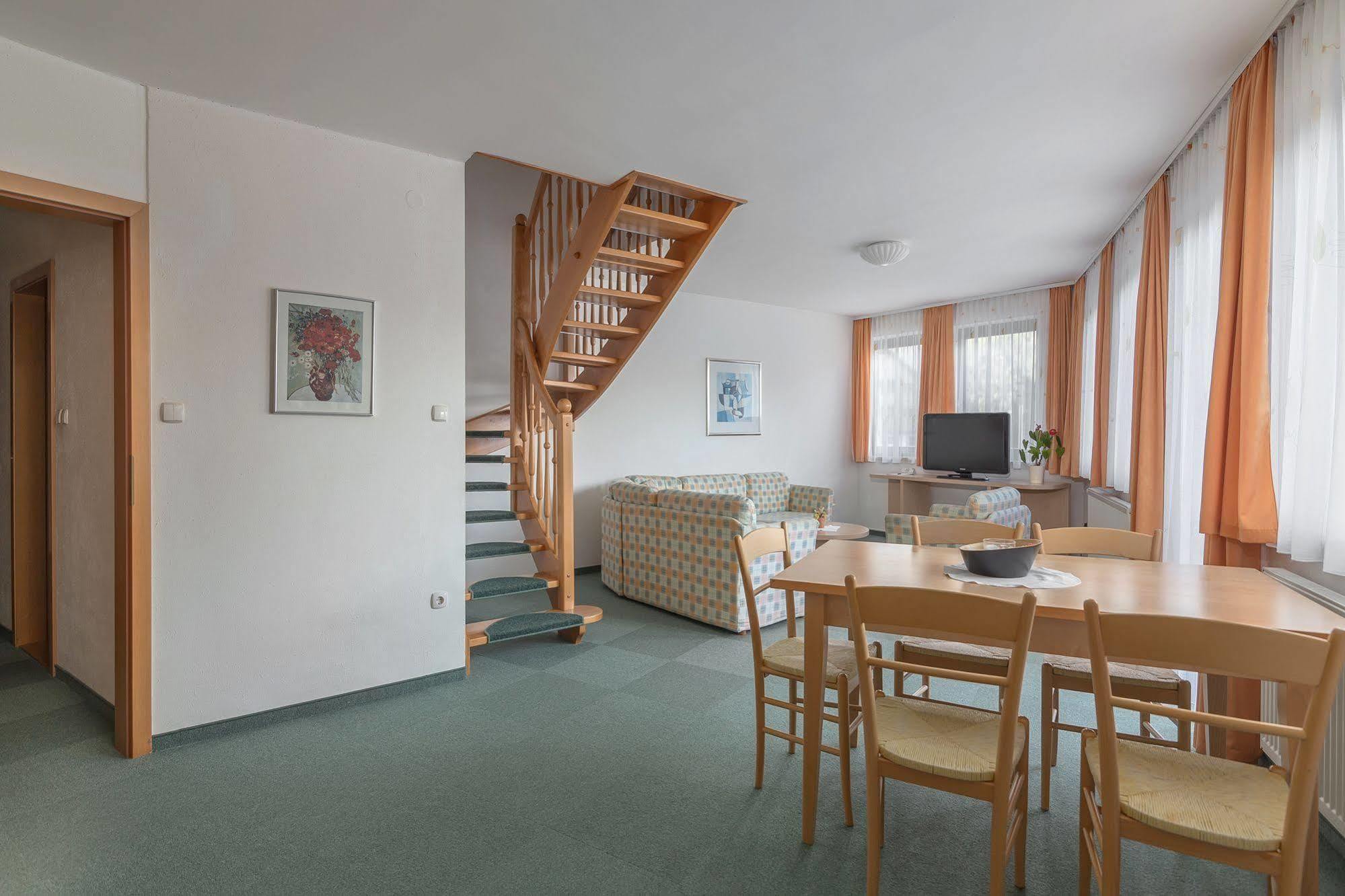 Garni Hotel Miklic Kranjska Gora Exteriör bild