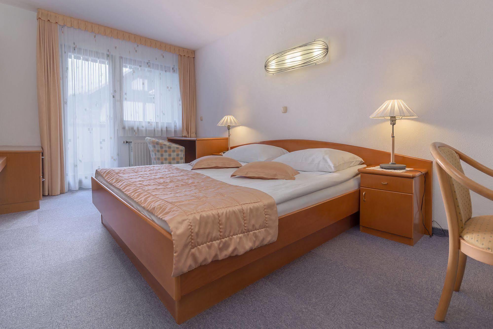 Garni Hotel Miklic Kranjska Gora Exteriör bild